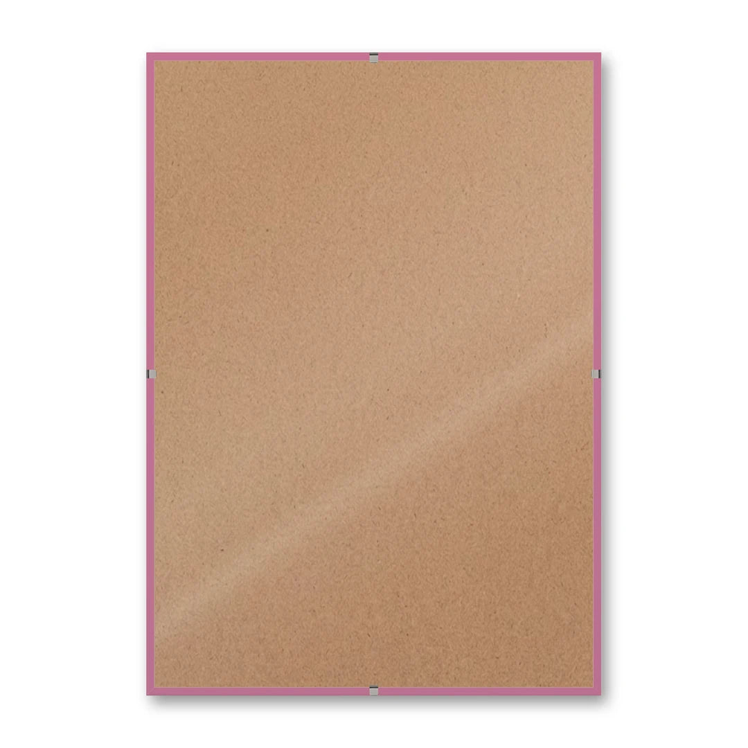 La montatura a giorno 21×30 cm su fondo bianco, senza stampa