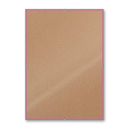 La montatura a giorno 21×30 cm su fondo bianco, senza stampa