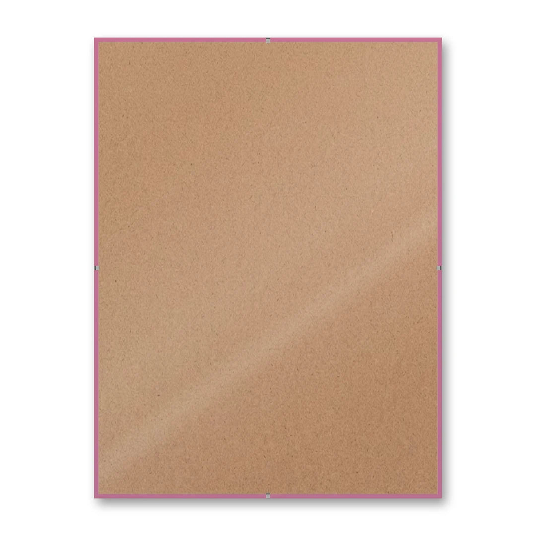 La montatura a giorno 30×40 cm su fondo bianco, senza stampa