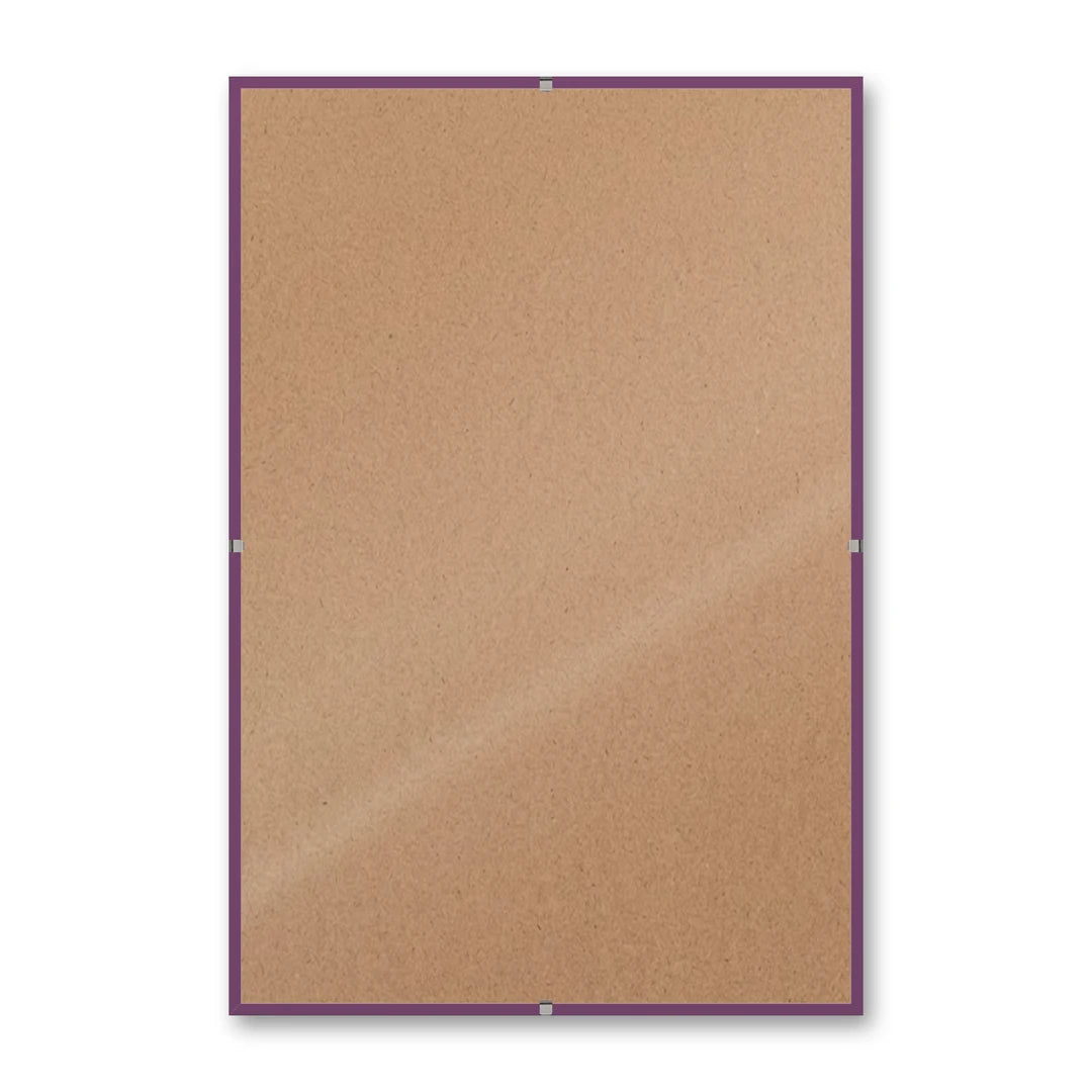 La montatura a giorno 20×30 cm su fondo bianco, senza stampa