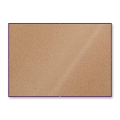 La montatura a giorno 29,7×42 cm di traverso su fondo bianco, senza stampa