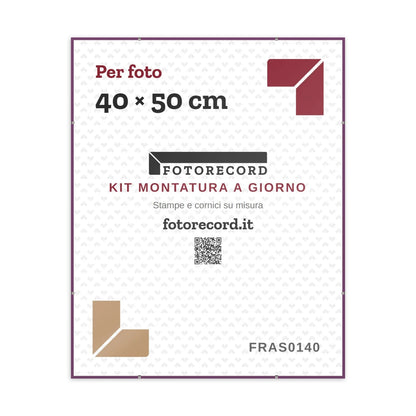 La montatura a giorno 40×50 cm col foglio segnaposto Fotorecord: al suo posto va la tua foto