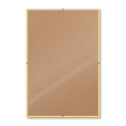 La montatura a giorno 20×30 cm su fondo bianco, senza stampa