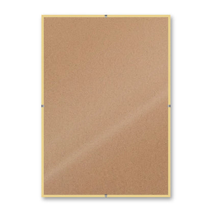 La montatura a giorno 21×30 cm su fondo bianco, senza stampa