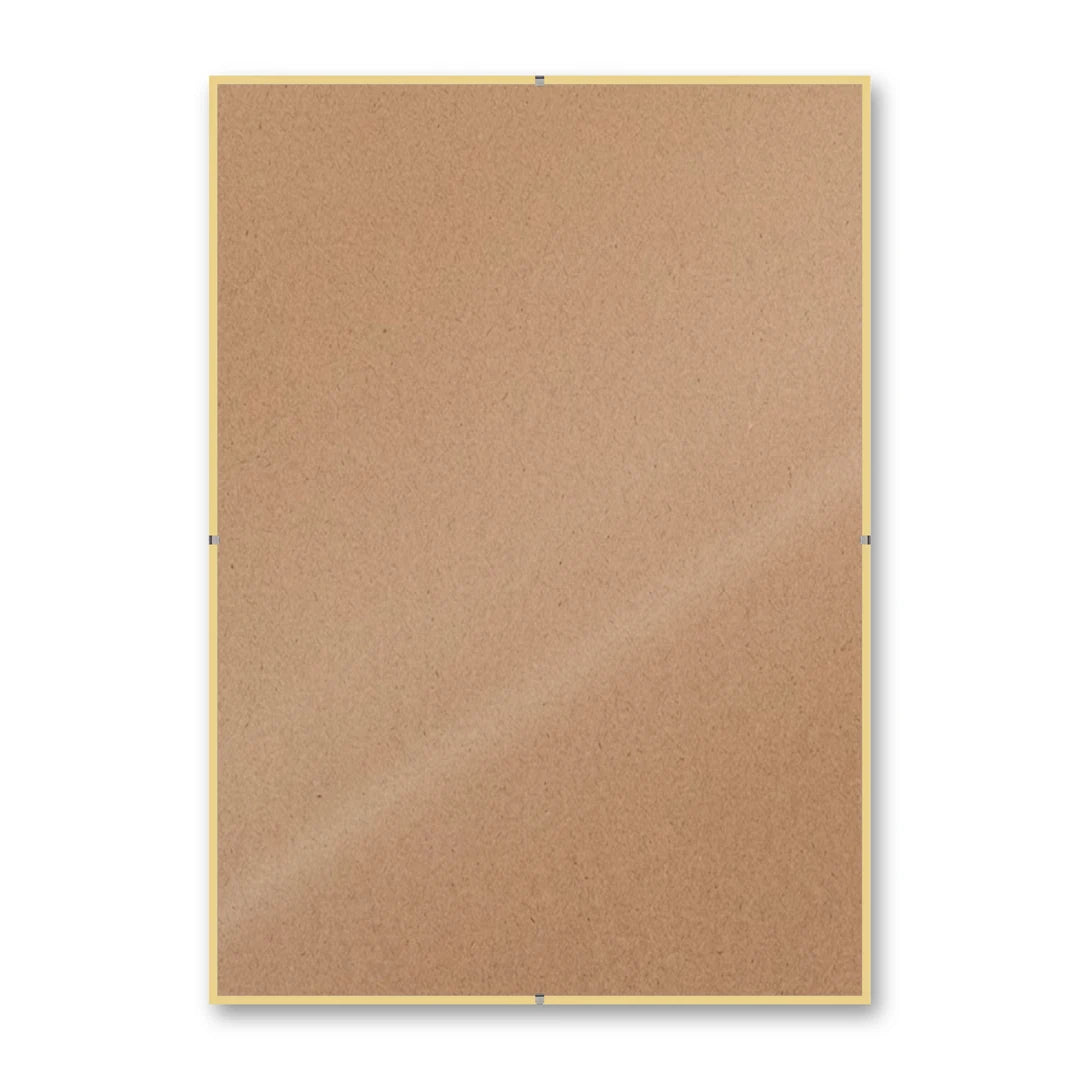 La montatura a giorno 29,7×42 cm su fondo bianco, senza stampa