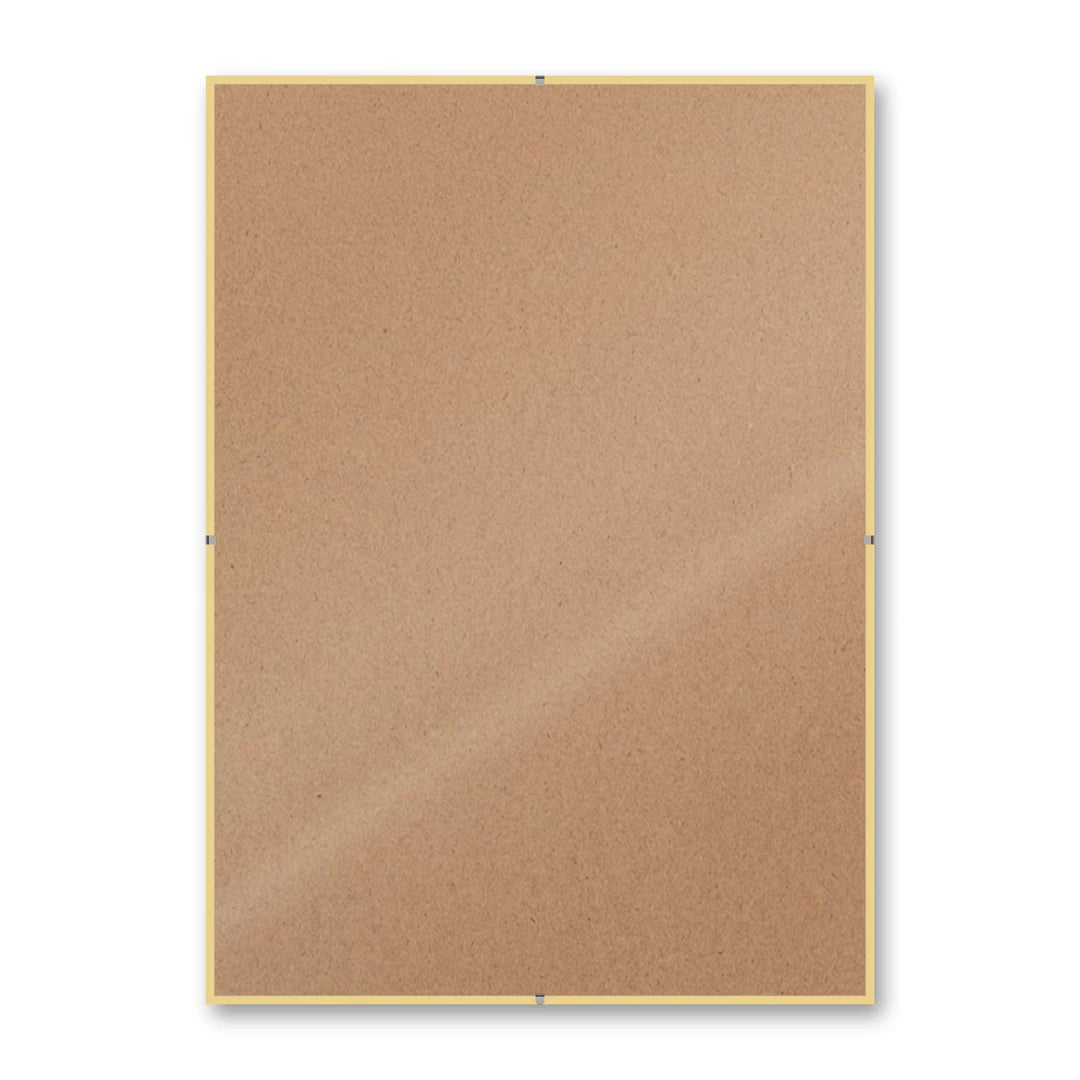 La montatura a giorno 30×42 cm su fondo bianco, senza stampa