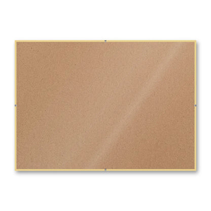La montatura a giorno 30×42 cm di traverso su fondo bianco, senza stampa
